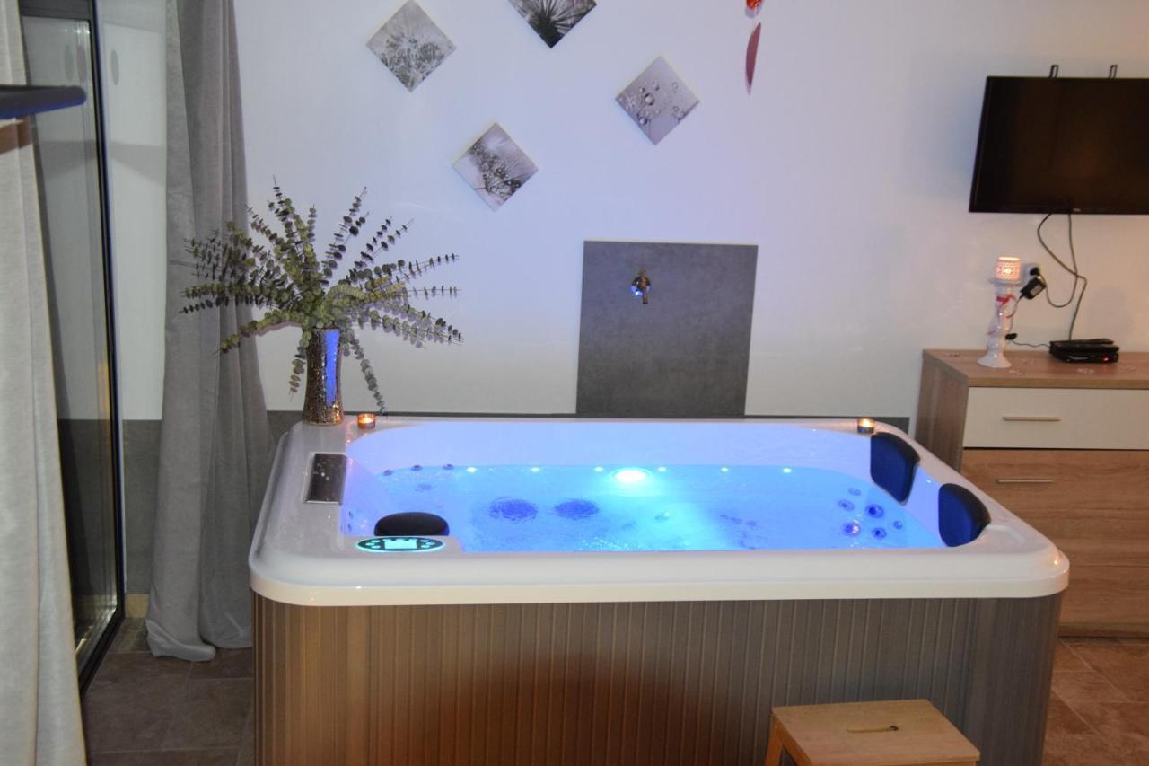 Gites Spa De Charme L Etoile Spa Бенак-е-Казнак Екстер'єр фото